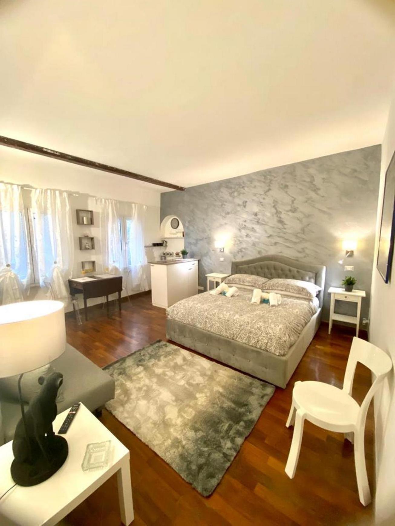 Navona Suite Viola Rome Exterior photo